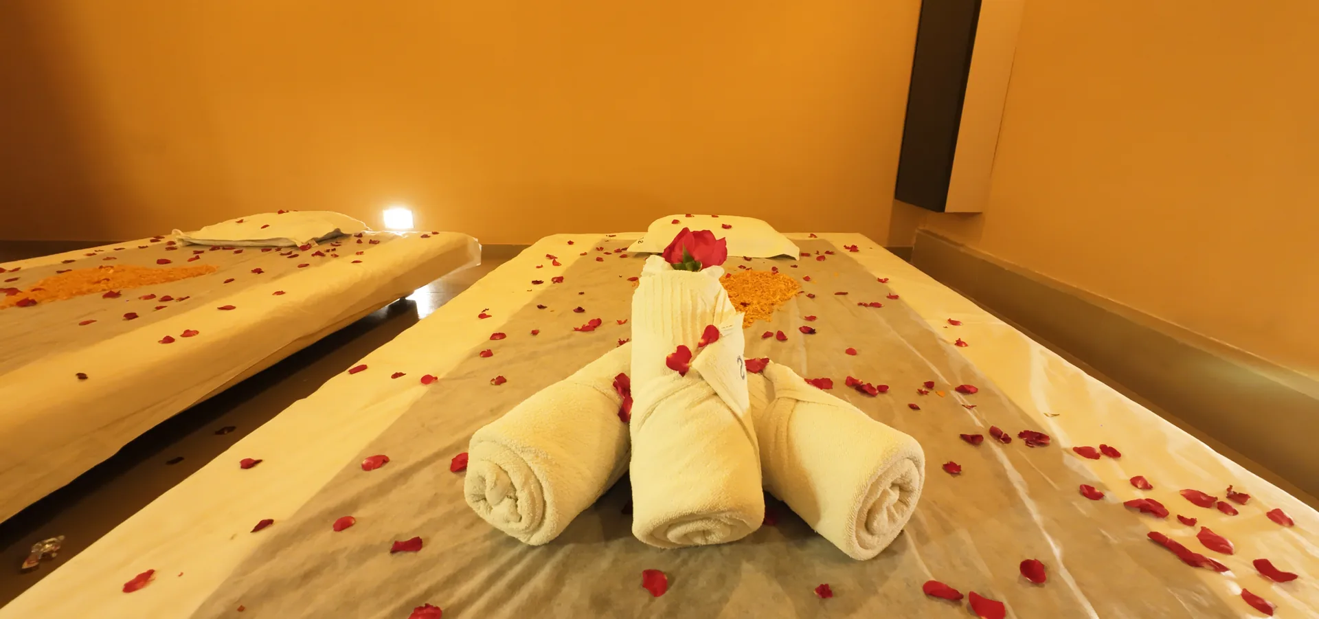 Upto 20% off on All Spa services